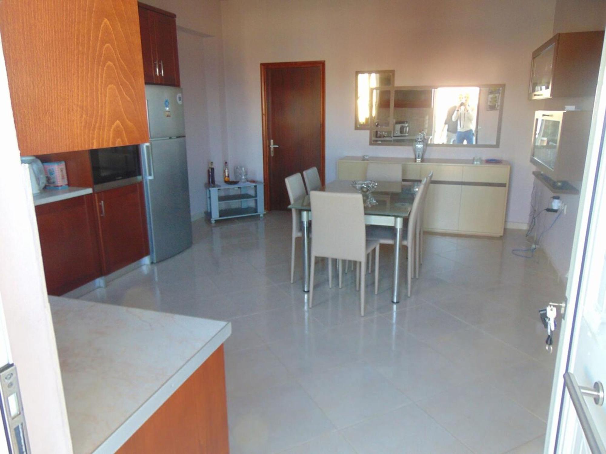 Comfy Beachfront Litinas Casa With Seaview Lejlighed